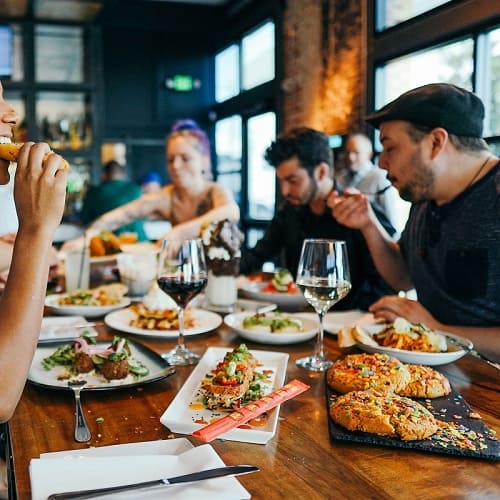 Home 10 restaurant 500×500